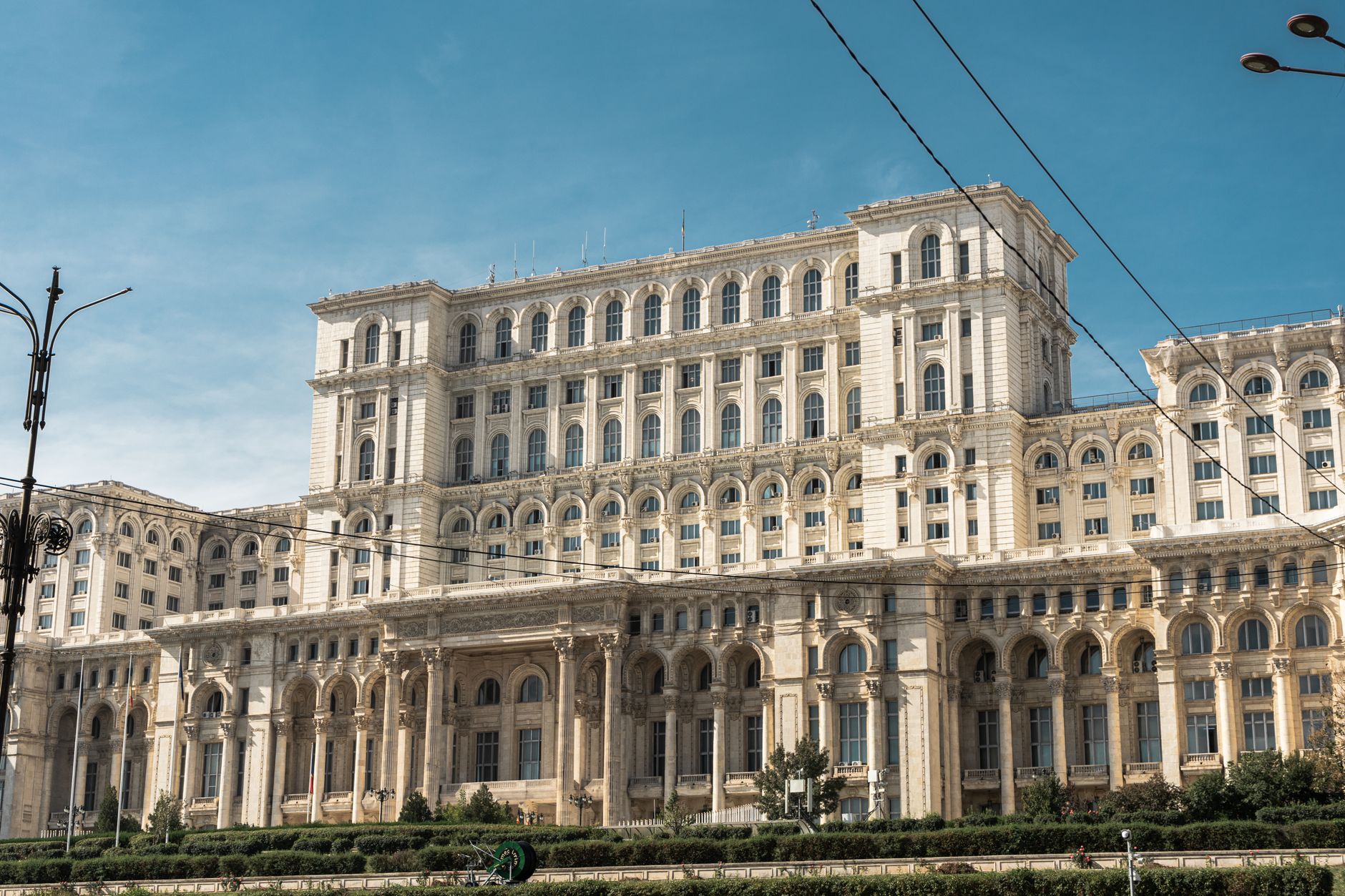 Romanya vize danışmanlık - Bükreş Parlamento Sarayı