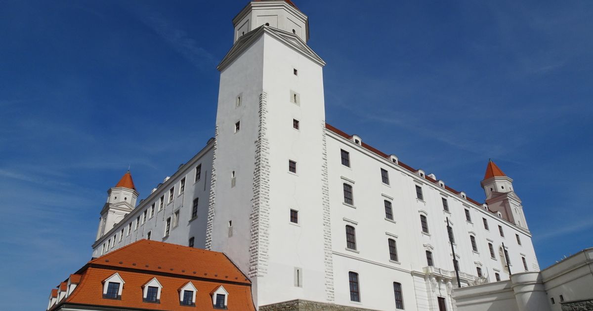 Slovakya Konsolosluğu - Bratislava Kalesi